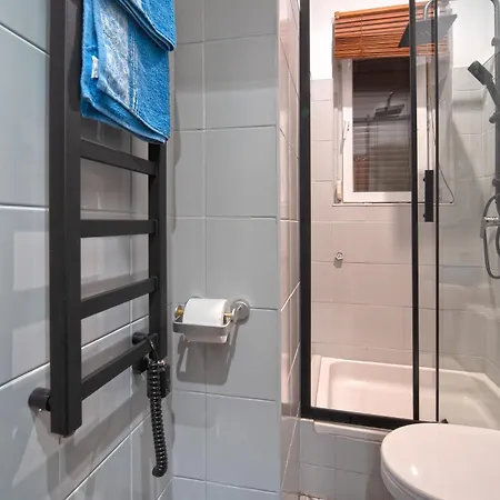 Czar Prowansji - Comfy & Quiet Near Rynek&train Station Netflix * Krakkó